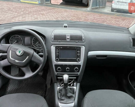 Сірий Шкода Октавія, об'ємом двигуна 1.8 л та пробігом 183 тис. км за 7200 $, фото 18 на Automoto.ua