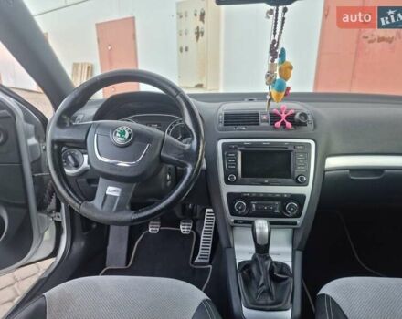 Серый Шкода Октавия, объемом двигателя 1.97 л и пробегом 220 тыс. км за 6750 $, фото 18 на Automoto.ua