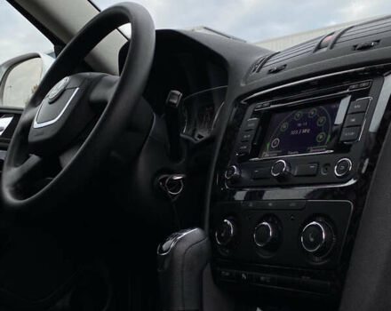 Серый Шкода Октавия, объемом двигателя 2 л и пробегом 273 тыс. км за 8200 $, фото 60 на Automoto.ua