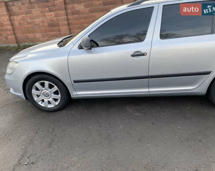 Серый Шкода Октавия, объемом двигателя 1.6 л и пробегом 310 тыс. км за 7300 $, фото 2 на Automoto.ua