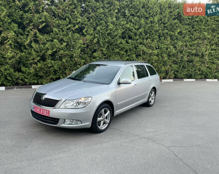 Серый Шкода Октавия, объемом двигателя 1.6 л и пробегом 167 тыс. км за 9500 $, фото 1 на Automoto.ua
