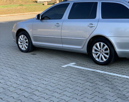 Сірий Шкода Октавія, об'ємом двигуна 1.6 л та пробігом 181 тис. км за 8799 $, фото 5 на Automoto.ua