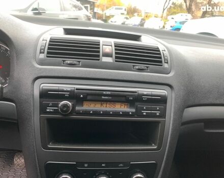Сірий Шкода Октавія, об'ємом двигуна 1.6 л та пробігом 307 тис. км за 7190 $, фото 23 на Automoto.ua