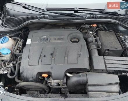 Серый Шкода Октавия, объемом двигателя 1.6 л и пробегом 372 тыс. км за 7300 $, фото 4 на Automoto.ua