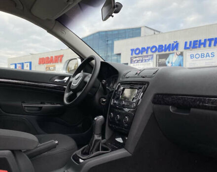 Серый Шкода Октавия, объемом двигателя 2 л и пробегом 273 тыс. км за 8200 $, фото 56 на Automoto.ua
