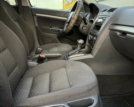 Шкода Октавія 2010 у Києві на Automoto.ua Сірий Шкода Октавія, об'ємом двигуна 1.6 л та пробігом 197 тис. км за 6950 $, фото 21 на Automoto.ua