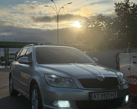 Серый Шкода Октавия, объемом двигателя 2 л и пробегом 290 тыс. км за 8800 $, фото 1 на Automoto.ua