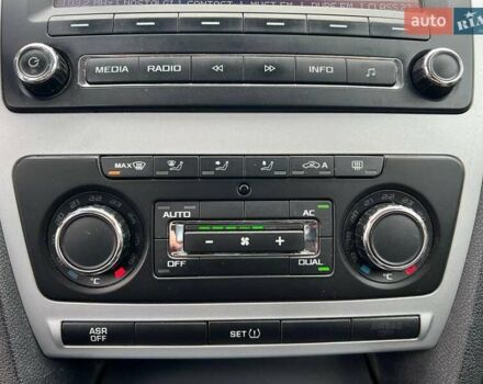 Серый Шкода Октавия, объемом двигателя 1.6 л и пробегом 245 тыс. км за 7500 $, фото 26 на Automoto.ua