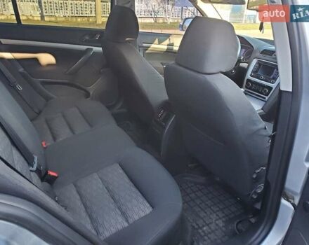 Сірий Шкода Октавія, об'ємом двигуна 1.6 л та пробігом 211 тис. км за 7500 $, фото 5 на Automoto.ua