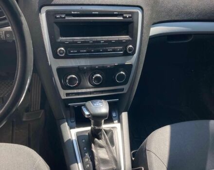 Серый Шкода Октавия, объемом двигателя 1.2 л и пробегом 250 тыс. км за 4270 $, фото 7 на Automoto.ua