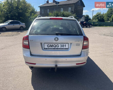 Сірий Шкода Октавія, об'ємом двигуна 1.6 л та пробігом 200 тис. км за 7500 $, фото 6 на Automoto.ua