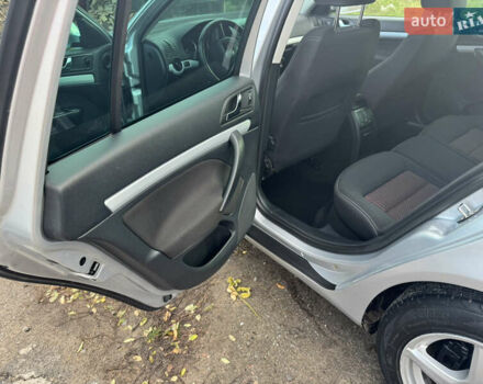 Серый Шкода Октавия, объемом двигателя 1.39 л и пробегом 268 тыс. км за 7200 $, фото 11 на Automoto.ua