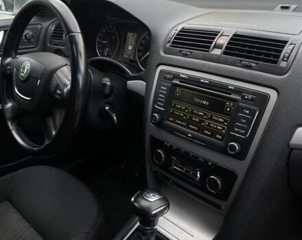 Серый Шкода Октавия, объемом двигателя 2 л и пробегом 259 тыс. км за 7200 $, фото 13 на Automoto.ua