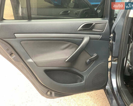 Сірий Шкода Октавія, об'ємом двигуна 1.6 л та пробігом 307 тис. км за 7190 $, фото 32 на Automoto.ua