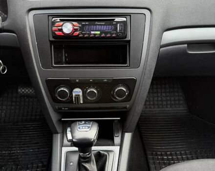 Сірий Шкода Октавія, об'ємом двигуна 1.6 л та пробігом 197 тис. км за 7950 $, фото 16 на Automoto.ua