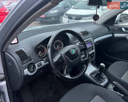Серый Шкода Октавия, объемом двигателя 1.6 л и пробегом 280 тыс. км за 7900 $, фото 10 на Automoto.ua