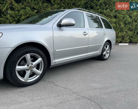 Серый Шкода Октавия, объемом двигателя 1.6 л и пробегом 167 тыс. км за 9500 $, фото 3 на Automoto.ua