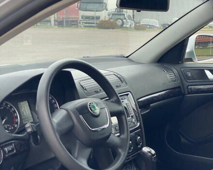 Серый Шкода Октавия, объемом двигателя 2 л и пробегом 273 тыс. км за 8200 $, фото 47 на Automoto.ua