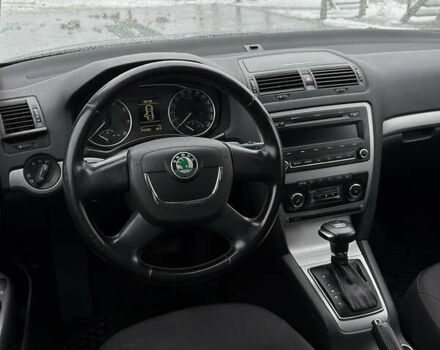 Сірий Шкода Октавія, об'ємом двигуна 1.4 л та пробігом 216 тис. км за 7450 $, фото 5 на Automoto.ua