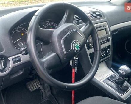 Сірий Шкода Октавія, об'ємом двигуна 1.4 л та пробігом 199 тис. км за 8450 $, фото 7 на Automoto.ua