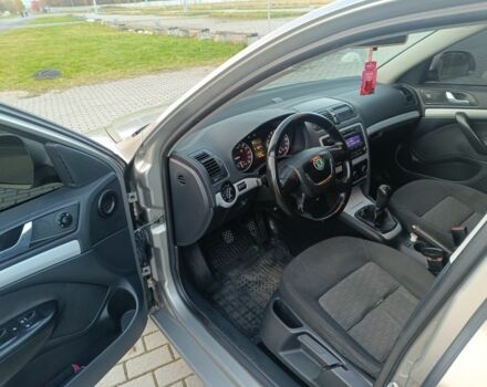 Сірий Шкода Октавія, об'ємом двигуна 1.9 л та пробігом 290 тис. км за 7000 $, фото 5 на Automoto.ua