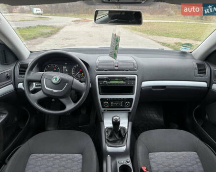 Сірий Шкода Октавія, об'ємом двигуна 1.6 л та пробігом 183 тис. км за 7500 $, фото 30 на Automoto.ua