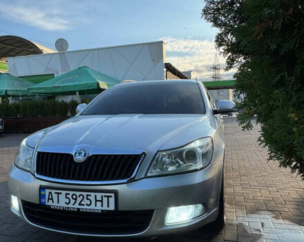 Серый Шкода Октавия, объемом двигателя 2 л и пробегом 290 тыс. км за 8800 $, фото 2 на Automoto.ua