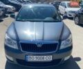 Серый Шкода Октавия, объемом двигателя 1.6 л и пробегом 205 тыс. км за 8000 $, фото 1 на Automoto.ua