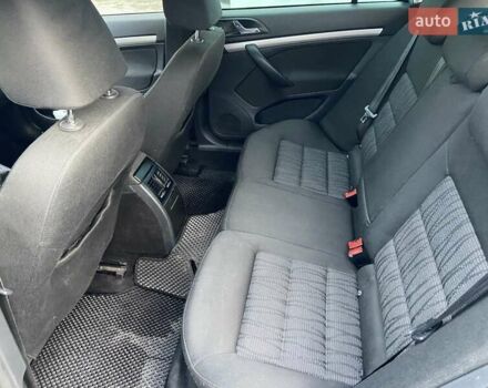 Серый Шкода Октавия, объемом двигателя 1.6 л и пробегом 320 тыс. км за 7700 $, фото 16 на Automoto.ua