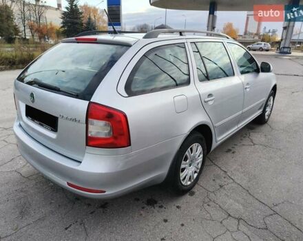 Серый Шкода Октавия, объемом двигателя 1.8 л и пробегом 204 тыс. км за 7800 $, фото 12 на Automoto.ua