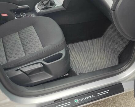 Сірий Шкода Октавія, об'ємом двигуна 1.8 л та пробігом 298 тис. км за 6500 $, фото 13 на Automoto.ua