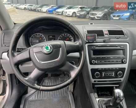 Серый Шкода Октавия, объемом двигателя 1.6 л и пробегом 245 тыс. км за 7500 $, фото 21 на Automoto.ua