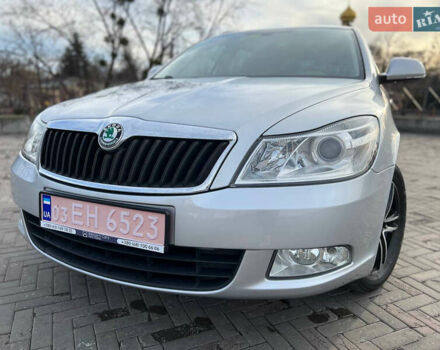 Сірий Шкода Октавія, об'ємом двигуна 1.8 л та пробігом 195 тис. км за 7800 $, фото 9 на Automoto.ua
