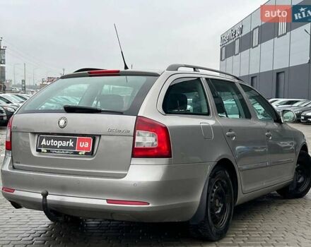 Серый Шкода Октавия, объемом двигателя 1.6 л и пробегом 245 тыс. км за 7500 $, фото 6 на Automoto.ua