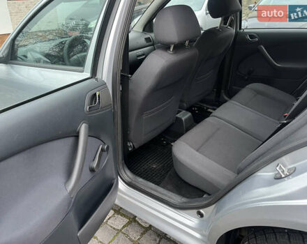 Сірий Шкода Октавія, об'ємом двигуна 1.6 л та пробігом 262 тис. км за 5999 $, фото 25 на Automoto.ua