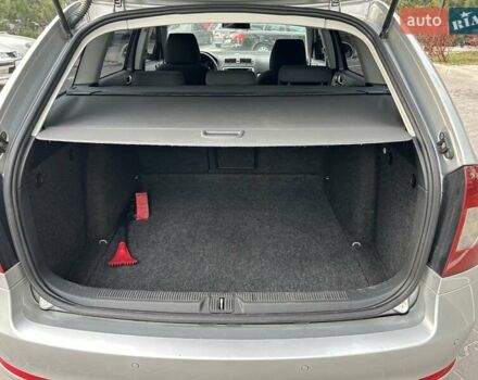 Серый Шкода Октавия, объемом двигателя 2 л и пробегом 309 тыс. км за 7300 $, фото 2 на Automoto.ua