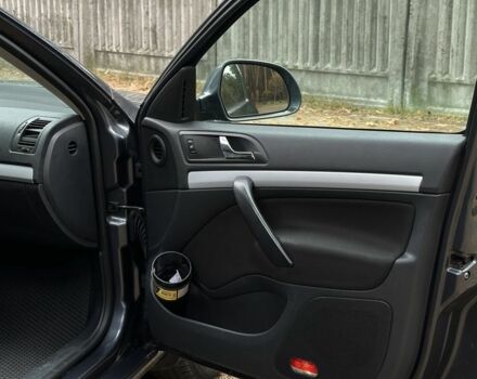 Серый Шкода Октавия, объемом двигателя 1.2 л и пробегом 301 тыс. км за 5800 $, фото 11 на Automoto.ua