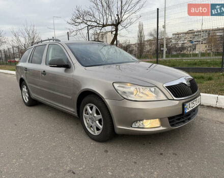 Сірий Шкода Октавія, об'ємом двигуна 1.6 л та пробігом 197 тис. км за 7950 $, фото 1 на Automoto.ua
