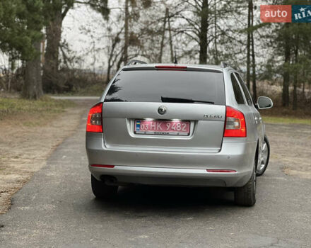 Серый Шкода Октавия, объемом двигателя 1.4 л и пробегом 210 тыс. км за 6499 $, фото 5 на Automoto.ua