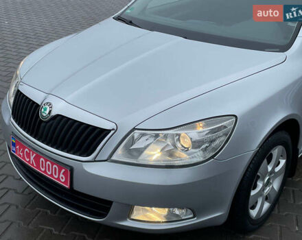 Сірий Шкода Октавія, об'ємом двигуна 1.6 л та пробігом 229 тис. км за 8999 $, фото 145 на Automoto.ua