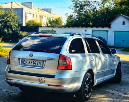 Сірий Шкода Октавія, об'ємом двигуна 1.6 л та пробігом 320 тис. км за 7250 $, фото 2 на Automoto.ua