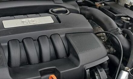 Серый Шкода Октавия, объемом двигателя 1.6 л и пробегом 133 тыс. км за 7700 $, фото 22 на Automoto.ua