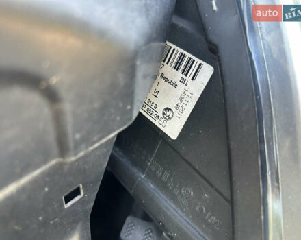 Серый Шкода Октавия, объемом двигателя 1.8 л и пробегом 221 тыс. км за 6900 $, фото 98 на Automoto.ua