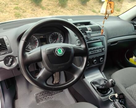 Серый Шкода Октавия, объемом двигателя 1.9 л и пробегом 230 тыс. км за 6950 $, фото 5 на Automoto.ua