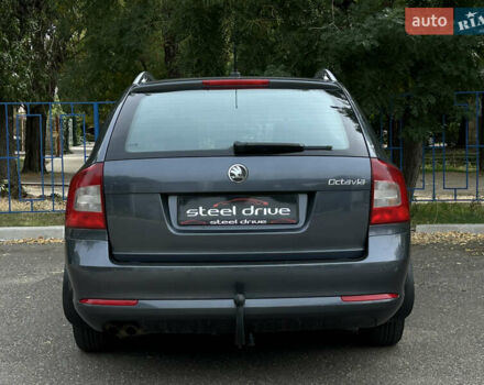 Серый Шкода Октавия, объемом двигателя 1.8 л и пробегом 340 тыс. км за 8999 $, фото 3 на Automoto.ua