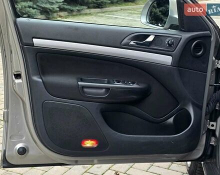 Серый Шкода Октавия, объемом двигателя 1.8 л и пробегом 226 тыс. км за 6400 $, фото 10 на Automoto.ua