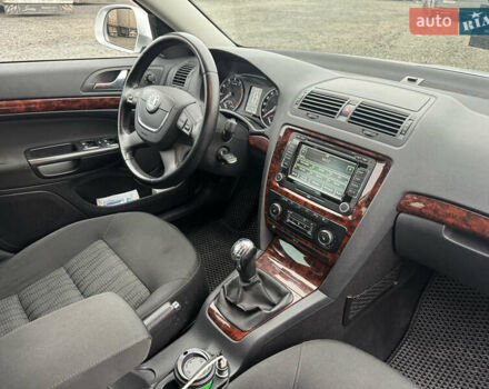 Сірий Шкода Октавія, об'ємом двигуна 1.8 л та пробігом 173 тис. км за 8200 $, фото 10 на Automoto.ua