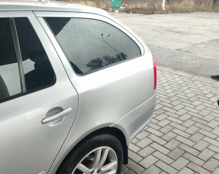 Серый Шкода Октавия, объемом двигателя 1.6 л и пробегом 336 тыс. км за 8000 $, фото 14 на Automoto.ua