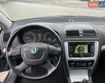 Сірий Шкода Октавія, об'ємом двигуна 2 л та пробігом 227 тис. км за 9500 $, фото 16 на Automoto.ua