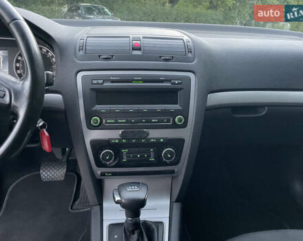 Серый Шкода Октавия, объемом двигателя 1.6 л и пробегом 167 тыс. км за 9500 $, фото 23 на Automoto.ua